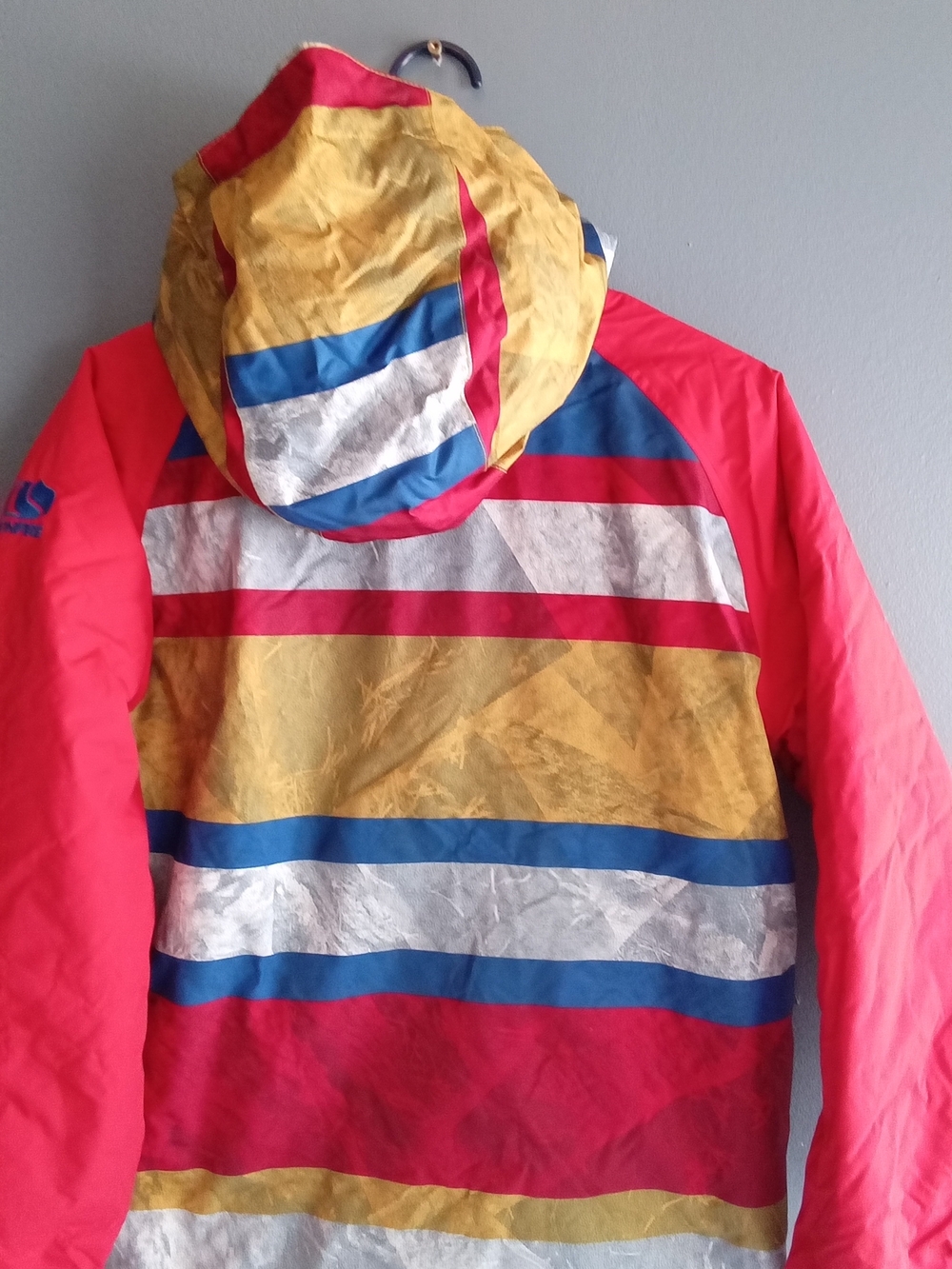 Bonfire Snowboarding Jacket Red Yellow Blue Striped Hooded Ski Parka‎ Mens